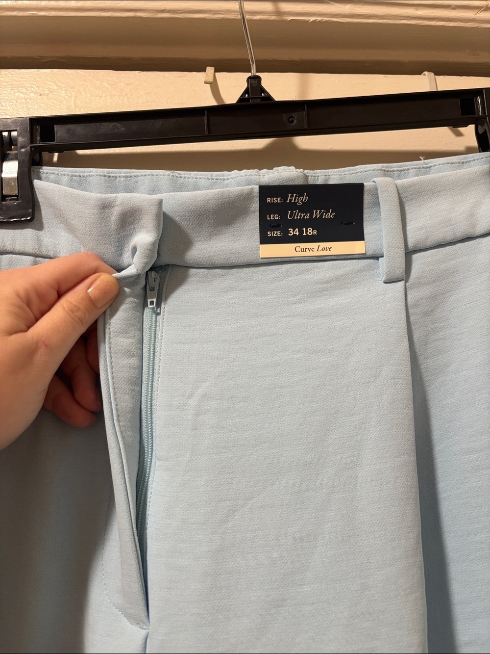 Abercrombie & Fitch Women's Wide Leg Pants in Light Blue - Picture 6 of 9